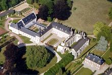 Abbaye Notre-Dame du Pré